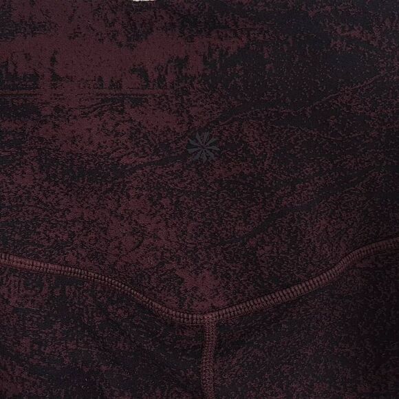 Athleta Elation Glades 7/8 Tight Leggings in Red Black size Small - Picture 8 of 10